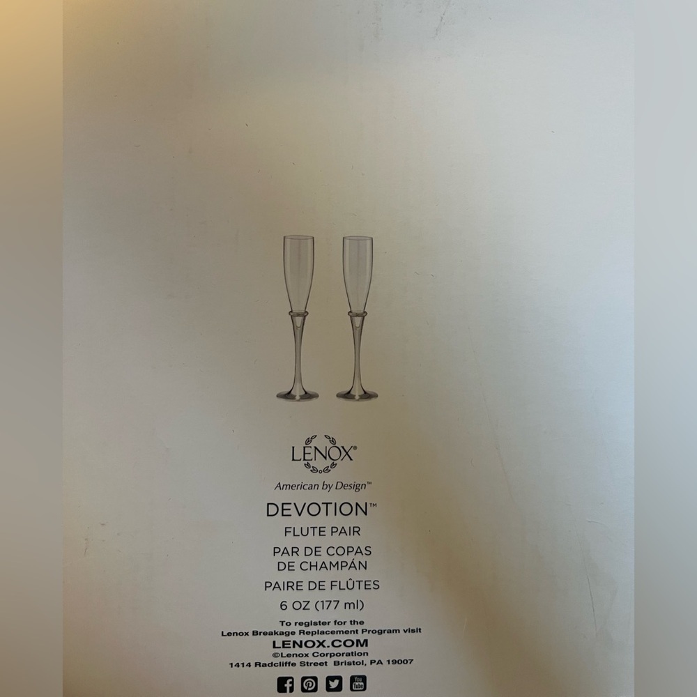 NIB Lenox Devotion Crystal Champagne Flutes - Picture 4 of 5